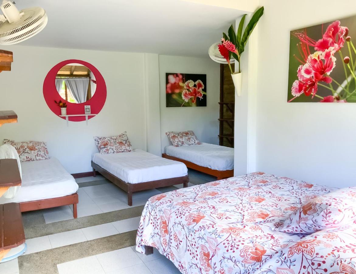 Los Robles Capurgana Hotel Bagian luar foto