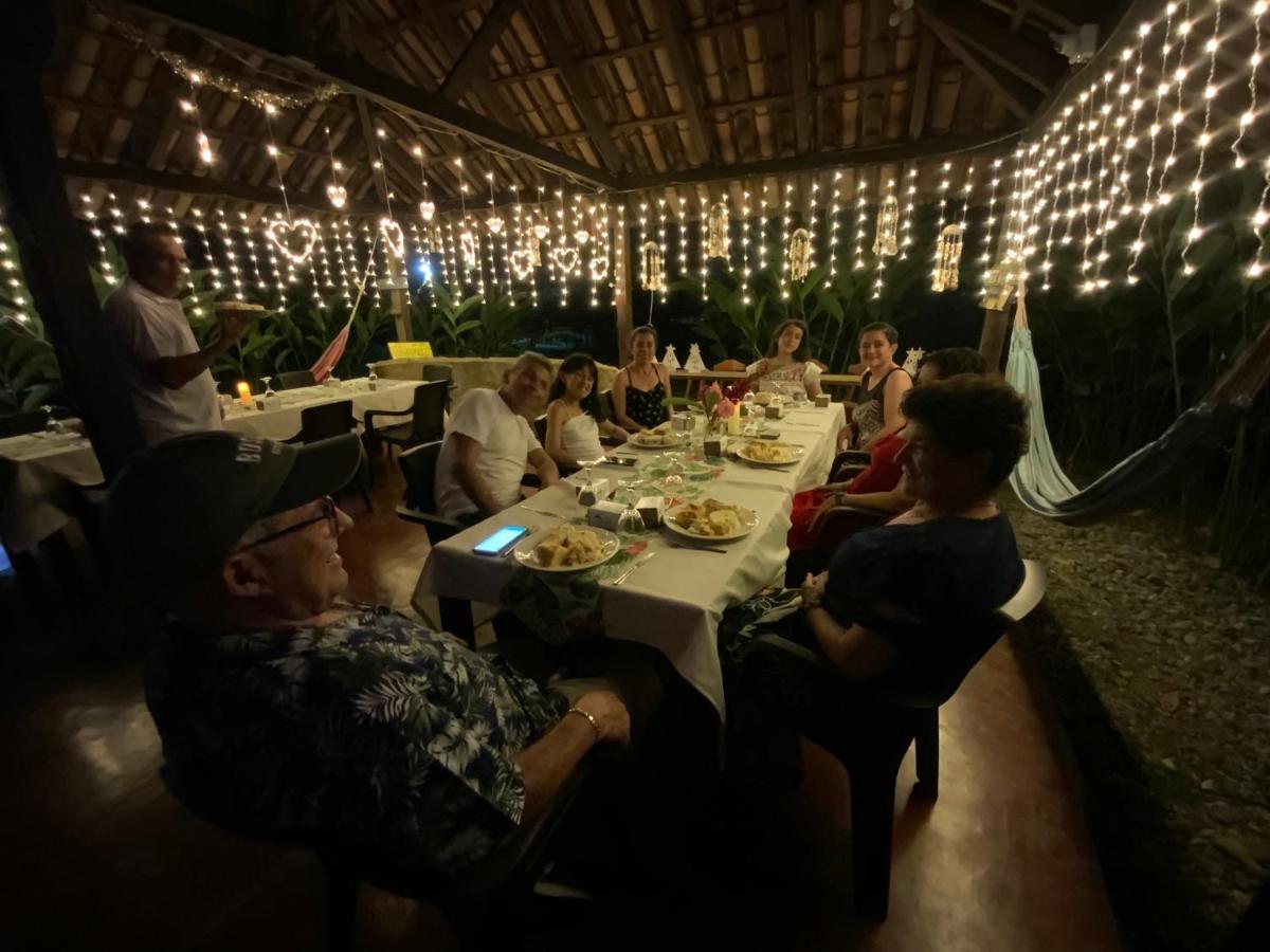 Los Robles Capurgana Hotel Bagian luar foto