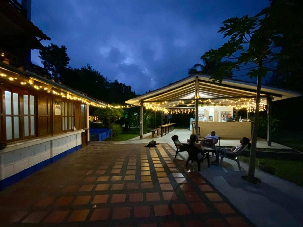 Los Robles Capurgana Hotel Bagian luar foto