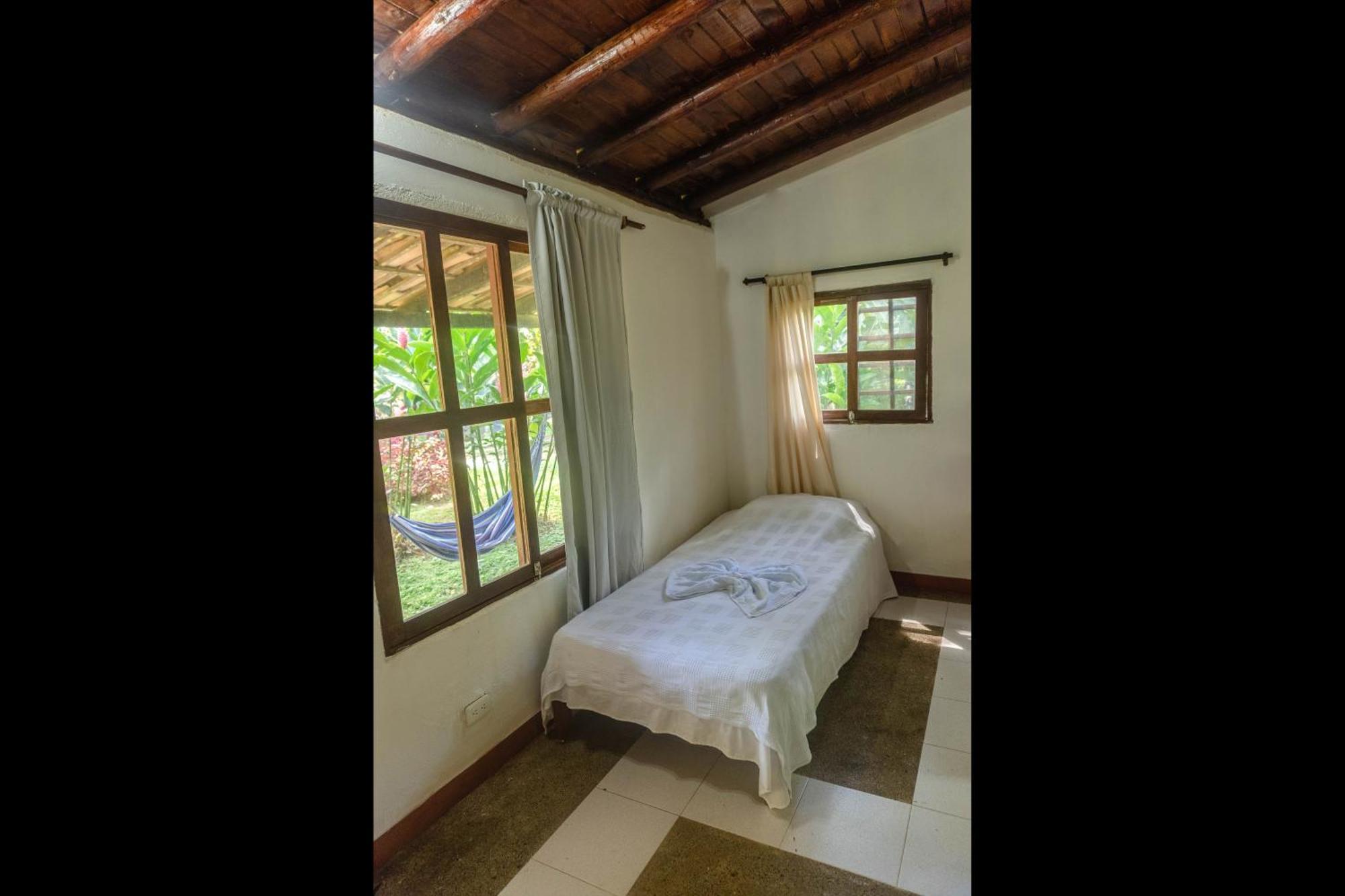 Los Robles Capurgana Hotel Ruang foto